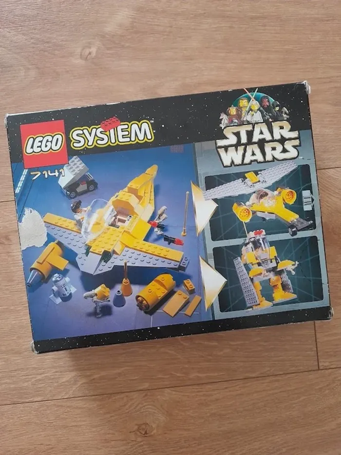 LEGO Star Wars 7141 et 7131 - Naboo fighter et Anakin's podracer - photo numéro 4