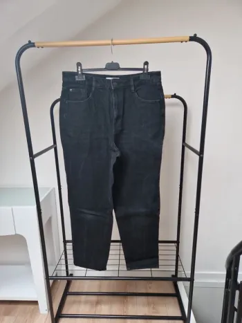 Jean mom
