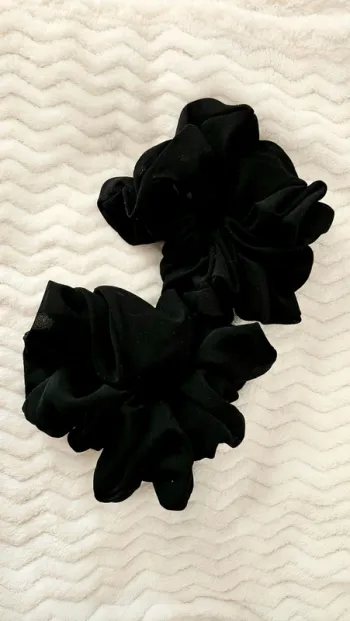Lot de 2 chouchou pour le voile noir