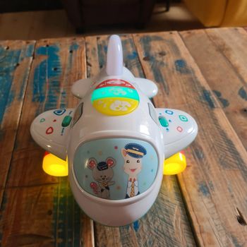 Avion musical sophie la girafe