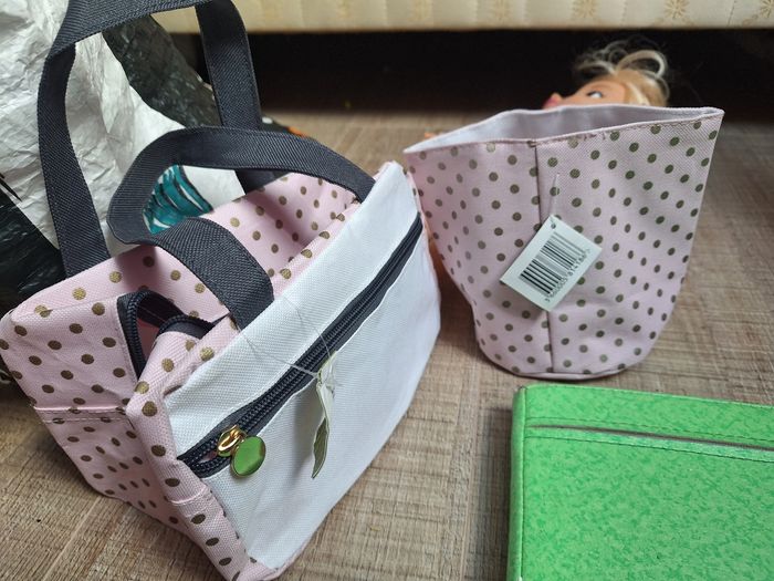 Assortiment panier tissus et trousse toilette bébé - photo numéro 5