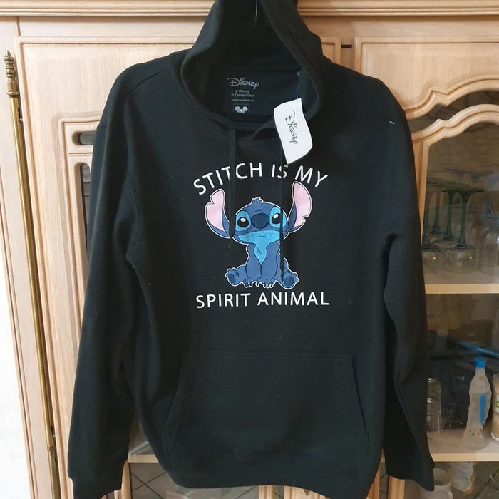 Magnifique Sweat-shirt Stitch noir taille L Disney - photo numéro 2