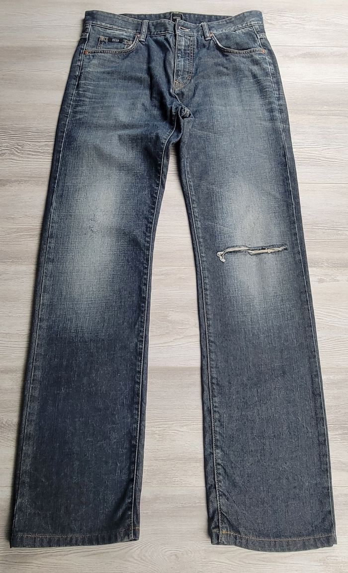Jean Hugo Boss authentique foncé T33/34 – coupe droite effet vintage – très bon état - photo numéro 3