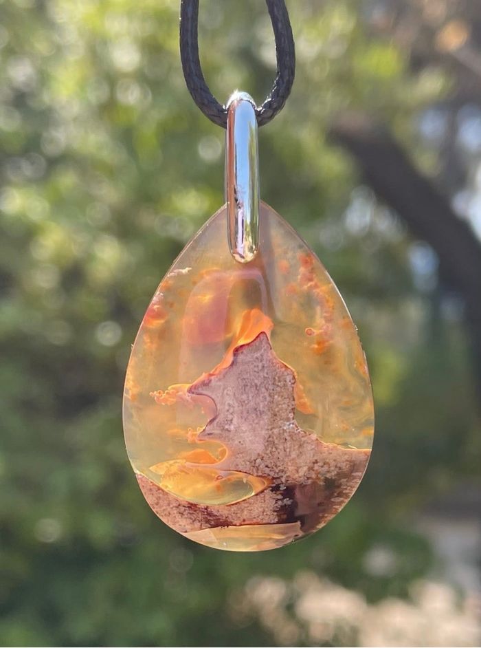 Superbe pendentif en ambre - photo numéro 3