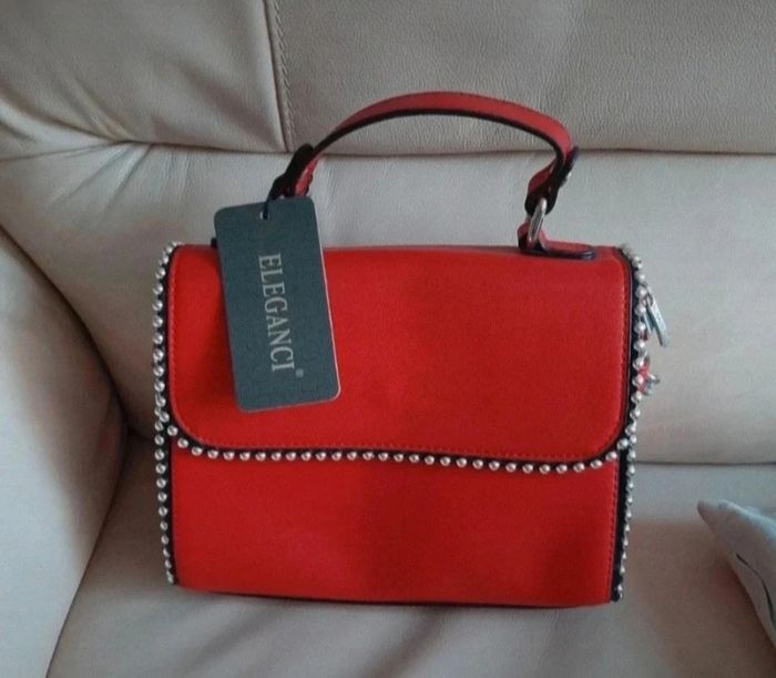 Sac à main rouge