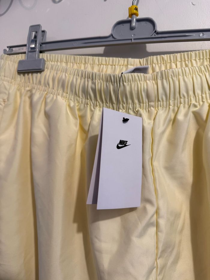 Pantalon jogging femme Nike neuf taille XL - photo numéro 2