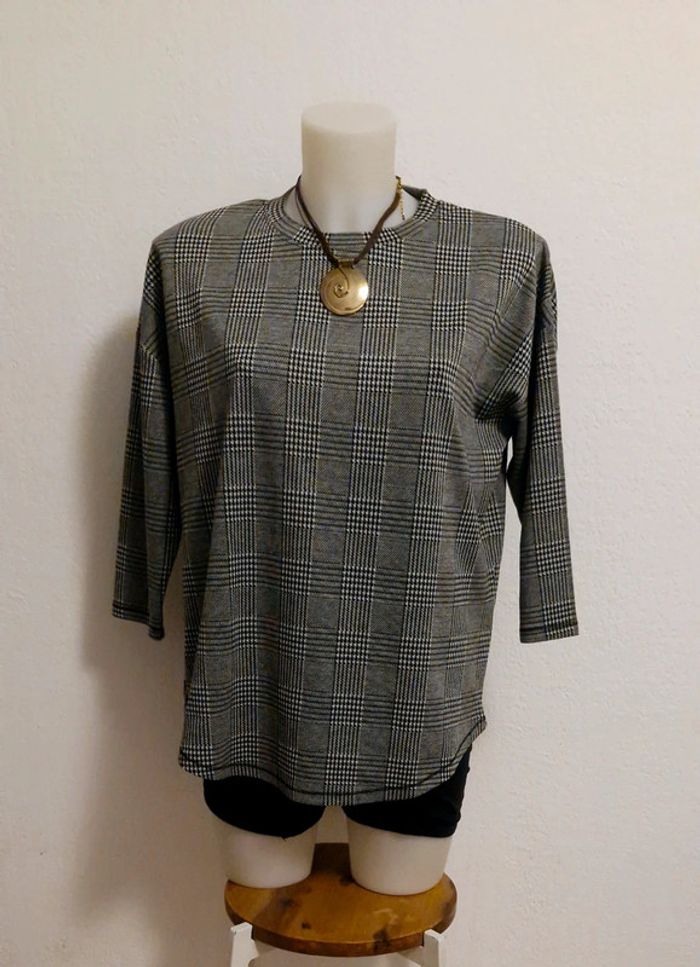 🤎 Pulls gris manches 3/4 pour femme taille S - photo numéro 2