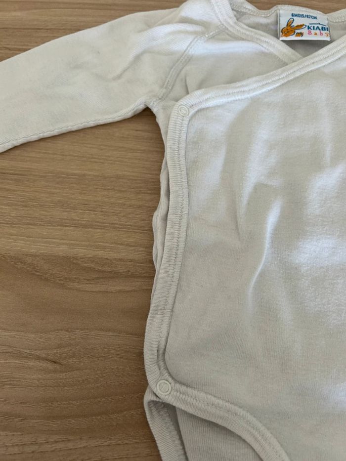 👶 Body blanc Kiabi pour bébé 👶 - photo numéro 4