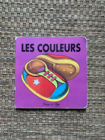 Livre cartonné les couleur