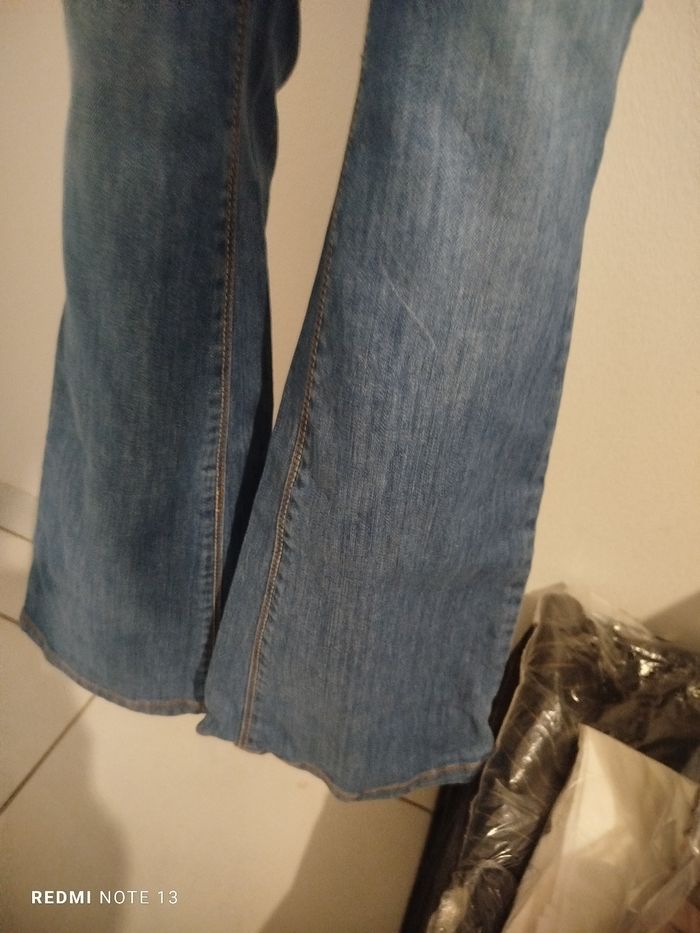 #kytie40femme. Jeans patte d éléphant taille 40 - photo numéro 3