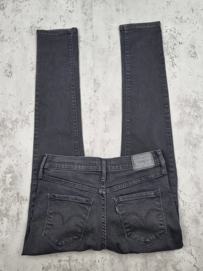 Jean Levi’s 311 Shaping Skinny Noir – Taille 36 Femme - photo numéro 3
