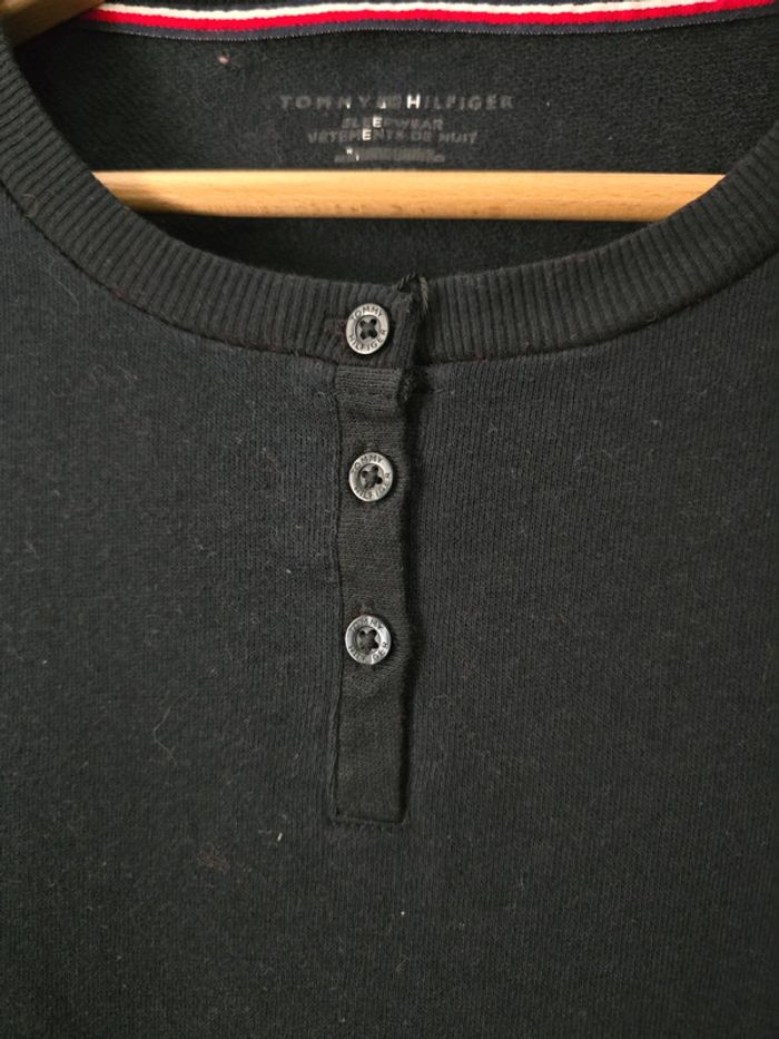 Sweat Tommy Hilfiger noir boutonné col rond XS / casual confortable - photo numéro 4