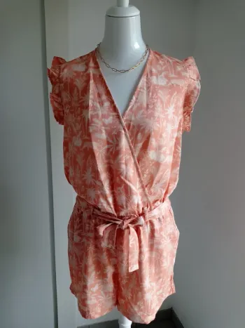 Magnifique combishort saumon abricot et beige imprimé fantaisie palmier et animaux T.L Gémo