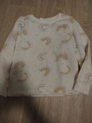 Pull sweat blanc avec arc en ciel 🌈