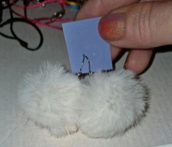 2 paires de boucles d oreilles et 4 bracelets