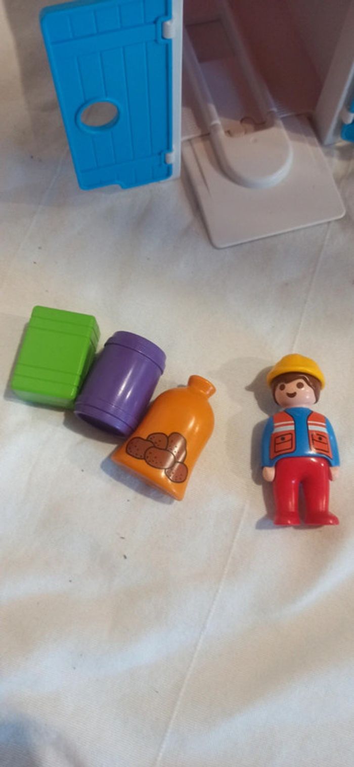Petit garage playmobil 123 - photo numéro 2