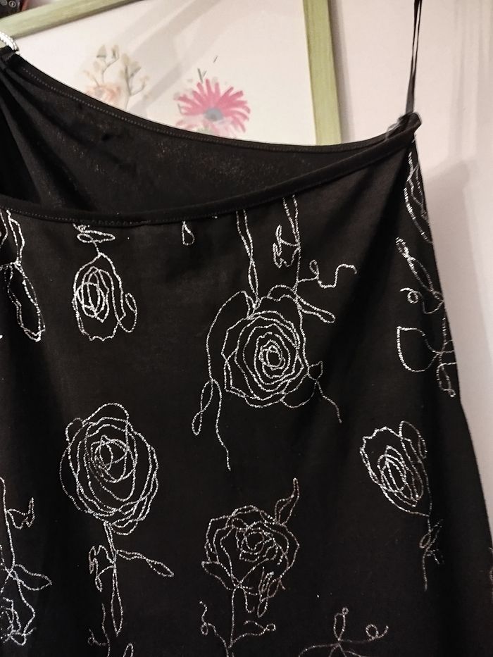 Superbe robe de fêtes - photo numéro 6