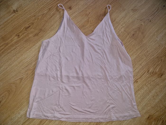 Debardeur H&M taille S NEUF - photo numéro 2