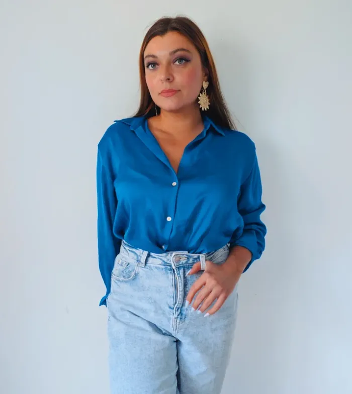 Chemise Zara satiné bleu électrique uni moderne minimaliste  taille 38