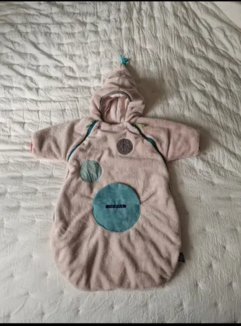 Jolie nid d'ange tout doux moulin roty 0 à 6 mois