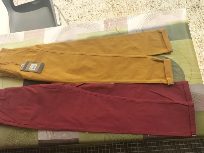 Pantalon Chino neuf - photo numéro 3