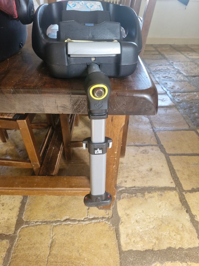 Base isofix + coque maxi cosy - photo numéro 7
