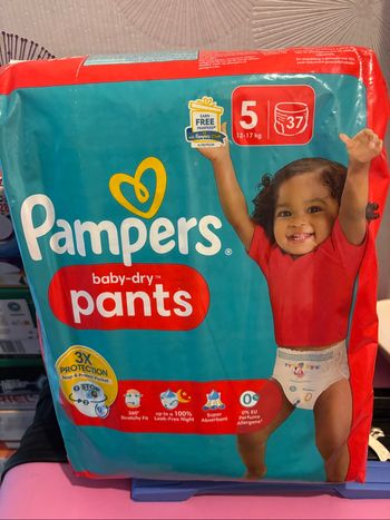 Couche culotte Pampers 5
