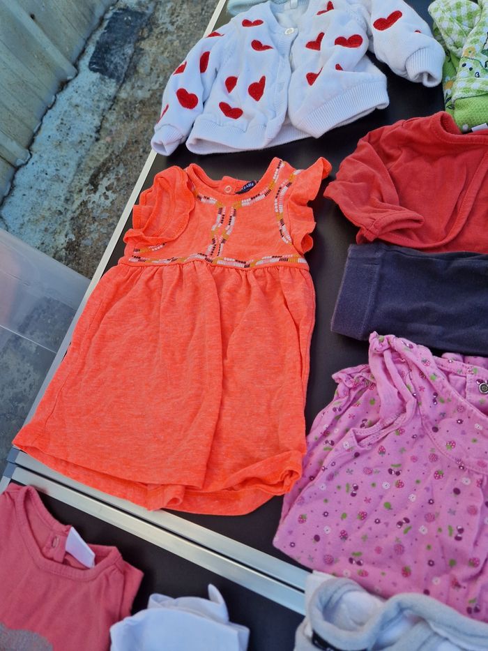 Lot vêtements 3mois fille N 1 - photo numéro 7