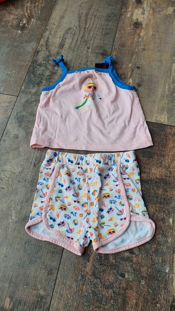 Ensemble  Sergent major 6 mois 68 cm en très bon état 👌