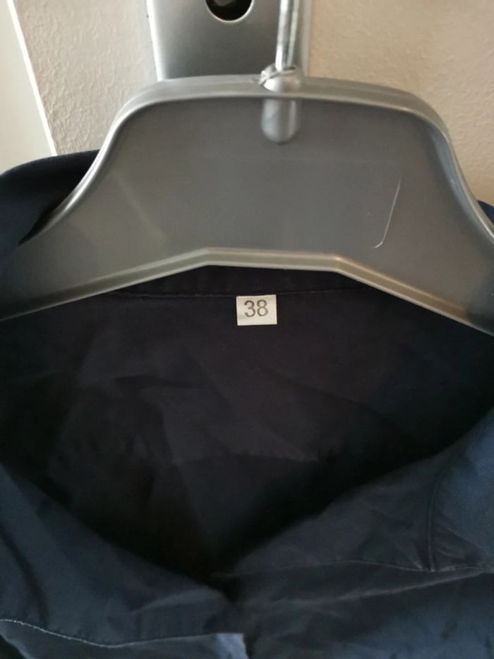 Chemise bleue - photo numéro 2