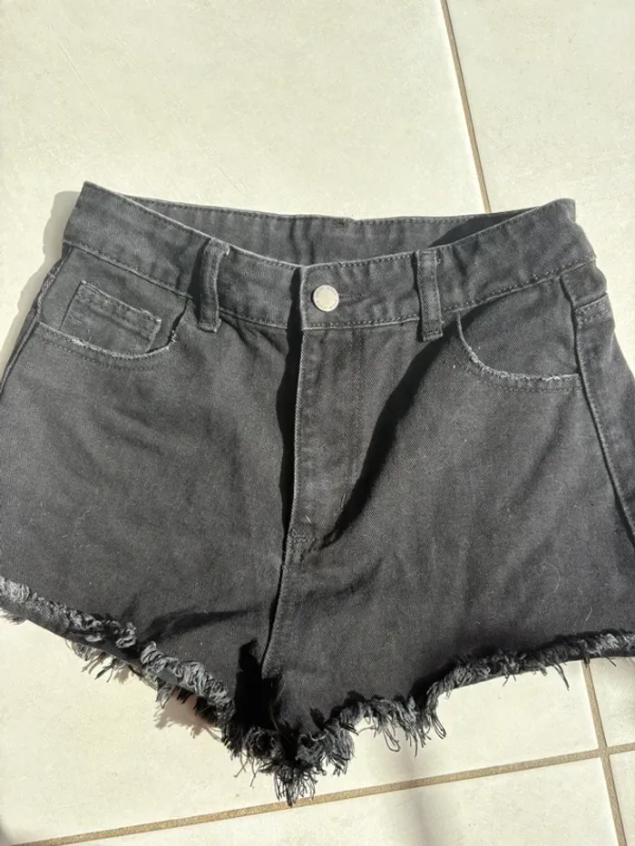 Short en jeans noir fille 12-13 ans - photo numéro 2