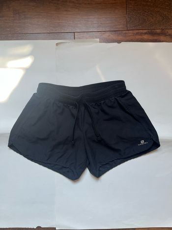 short de sport noir domyos 10-11 ans