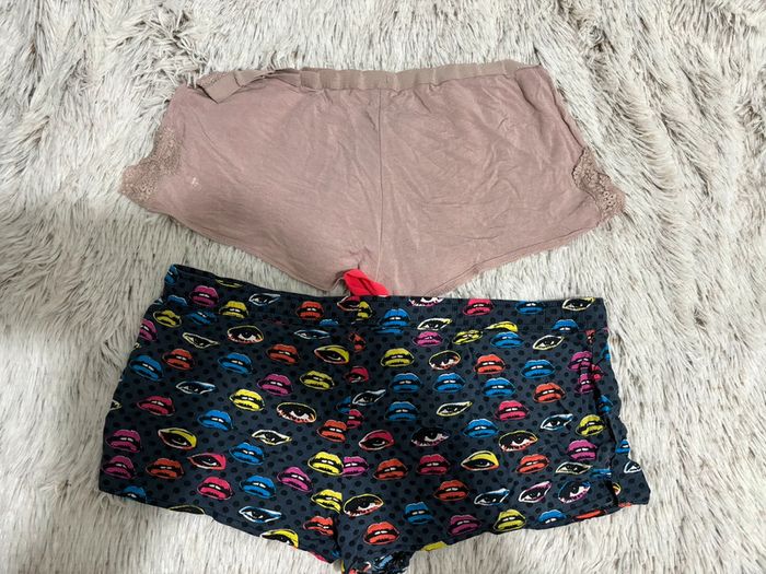Lot shorts L - photo numéro 2