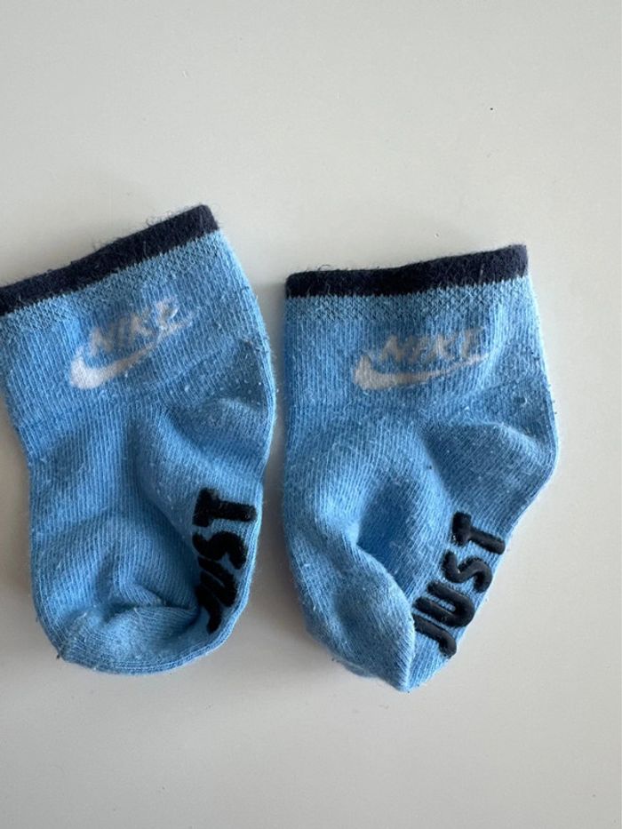 Chaussettes bébé Nike - 15/18 - photo numéro 3