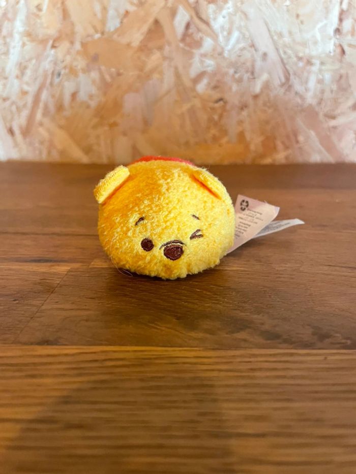 Tsum Tsum officiel Disney Store Winnie L’ourson - photo numéro 2