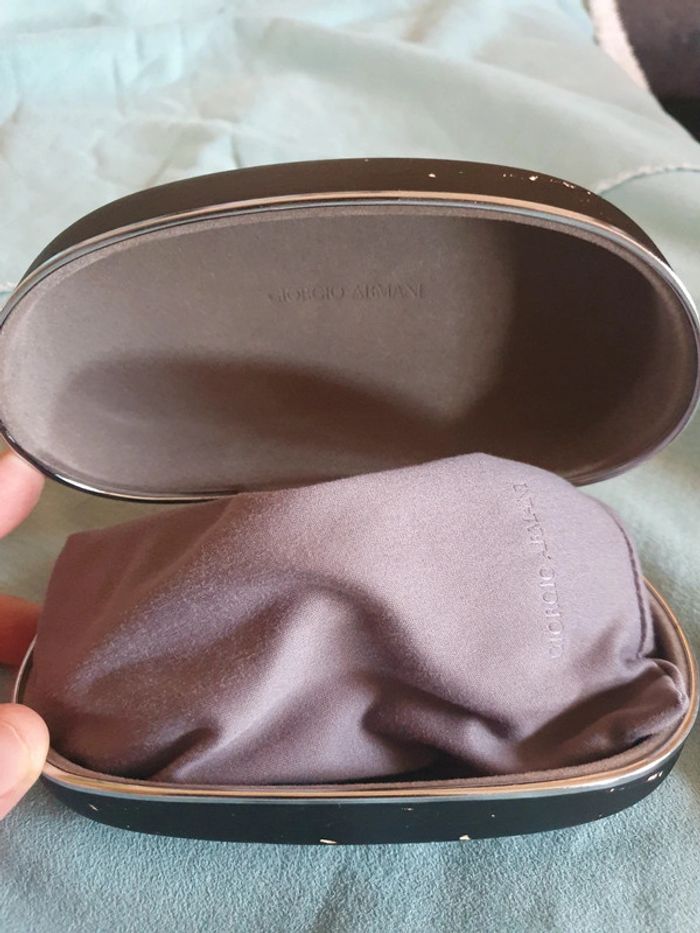 🐾Superbes lunettes de soleil Giorgio Armani🐾 - photo numéro 2