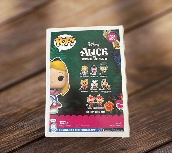 Funko Pop Alice In Wonderland 1395 Alice With Tea - photo numéro 2