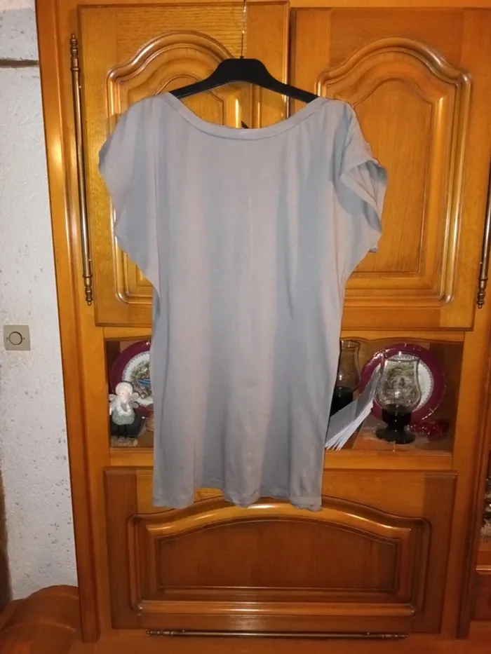 Tee-shirt long taille Xl