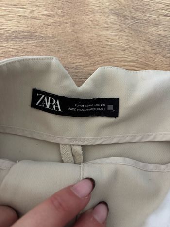 Pantalon ajusté Zara