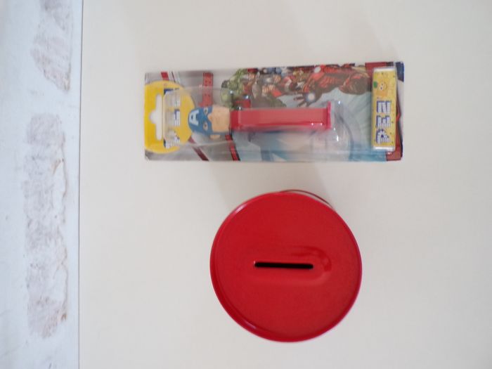 Tirelire Marvel - Pez - Avengers - Captain America (J29) - photo numéro 4
