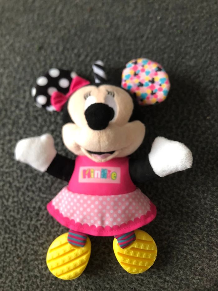 Minnie - photo numéro 2