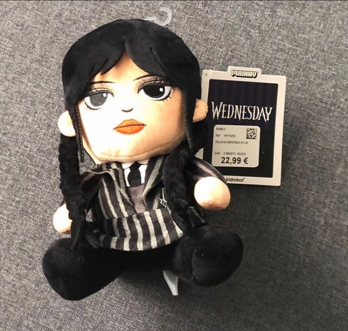 Peluche Wednesday - photo numéro 5