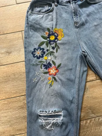 Jean Pimkie Mom bleu fleurs taille 40 - photo numéro 2