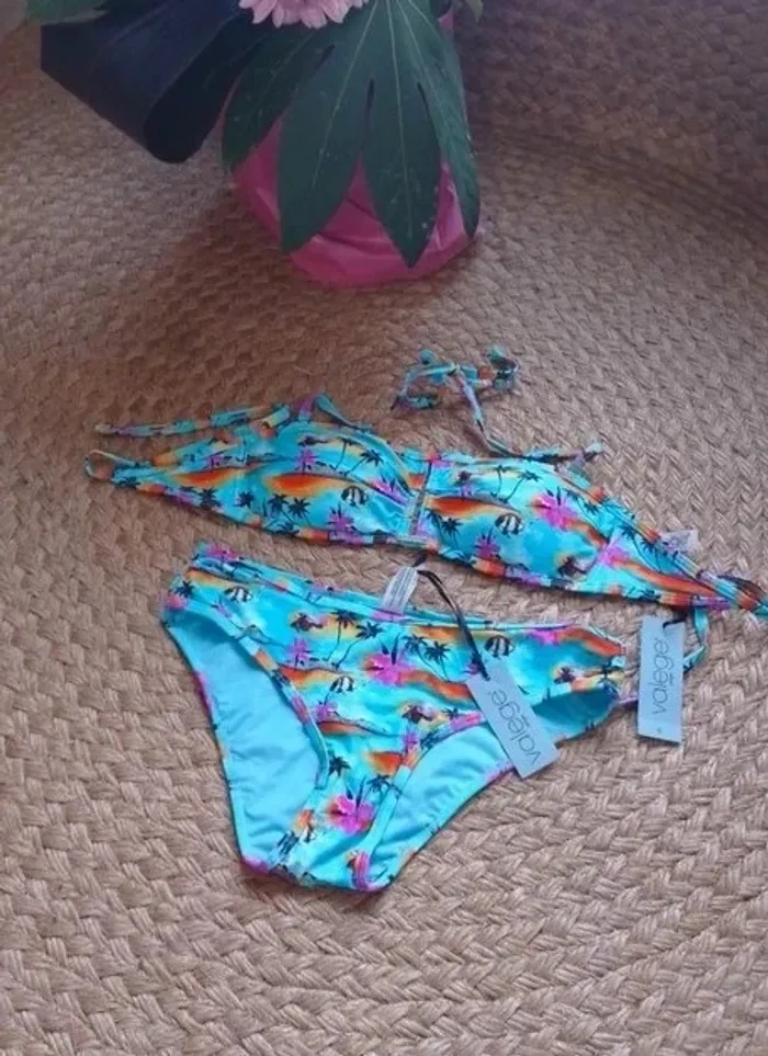 🩱 Maillot de bain Valège Taille 36 neuf ( polyamide/élastane) - photo numéro 4