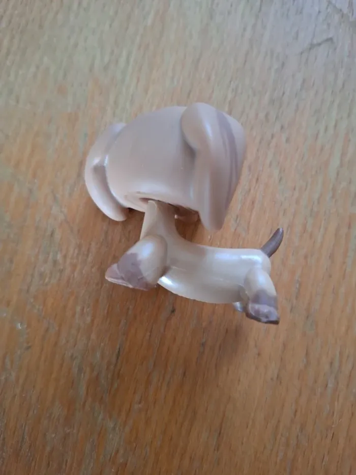 Petshop rare teckel Littlest Pet Shop LPS Hasbro #932 Teckel beige et rose aux yeux étoilés - 2006 - photo numéro 4