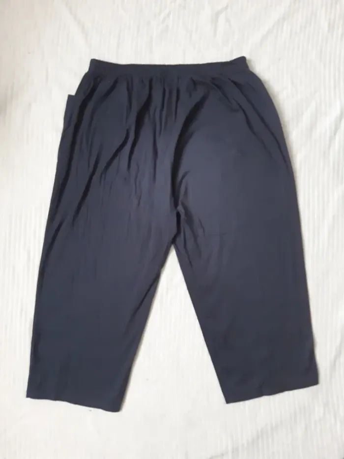 Pantalon court T44 - photo numéro 2