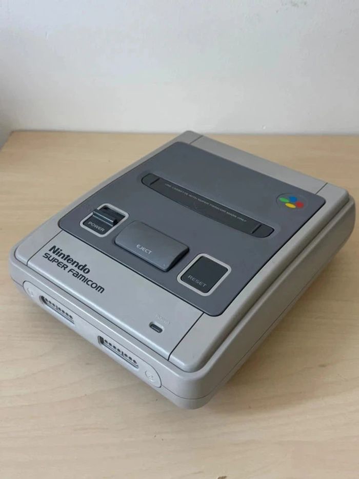 Console dézonée 60/50Hz Nintendo Super Famicom switchless + Donkey Kong Excellent état - photo numéro 3