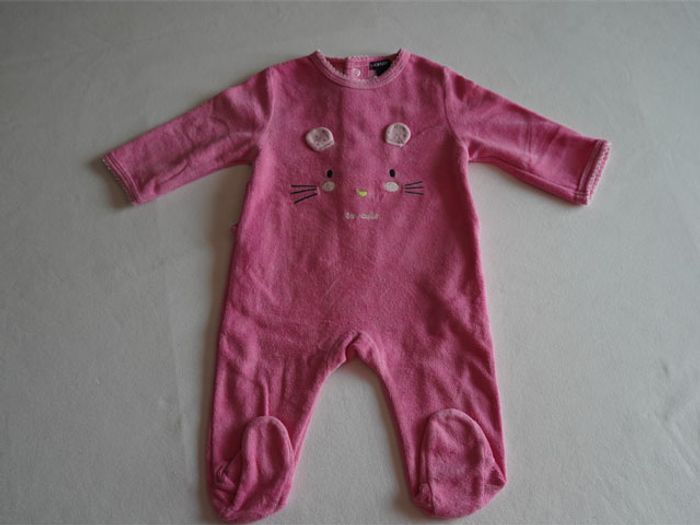 Lot n°4 de 3 Pyjamas velours fantaisies Kiabi en 3 mois - photo numéro 4