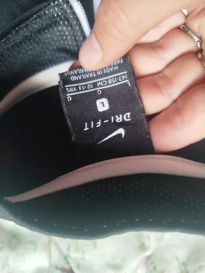 Pull Nike - photo numéro 2