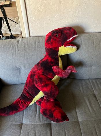 Peluche dinosaure